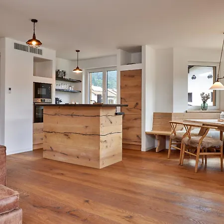 Sunshine Wood'n Rustic