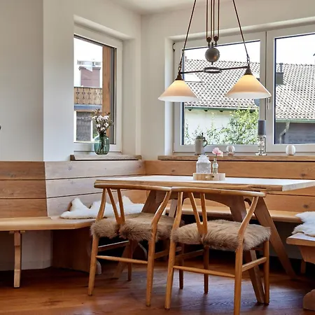 Apartment Sunshine Wood'n Rustic Garmisch-Partenkirchen